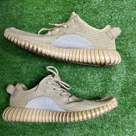 Adidas YZY Oxford Tan - Picture 3 of 8